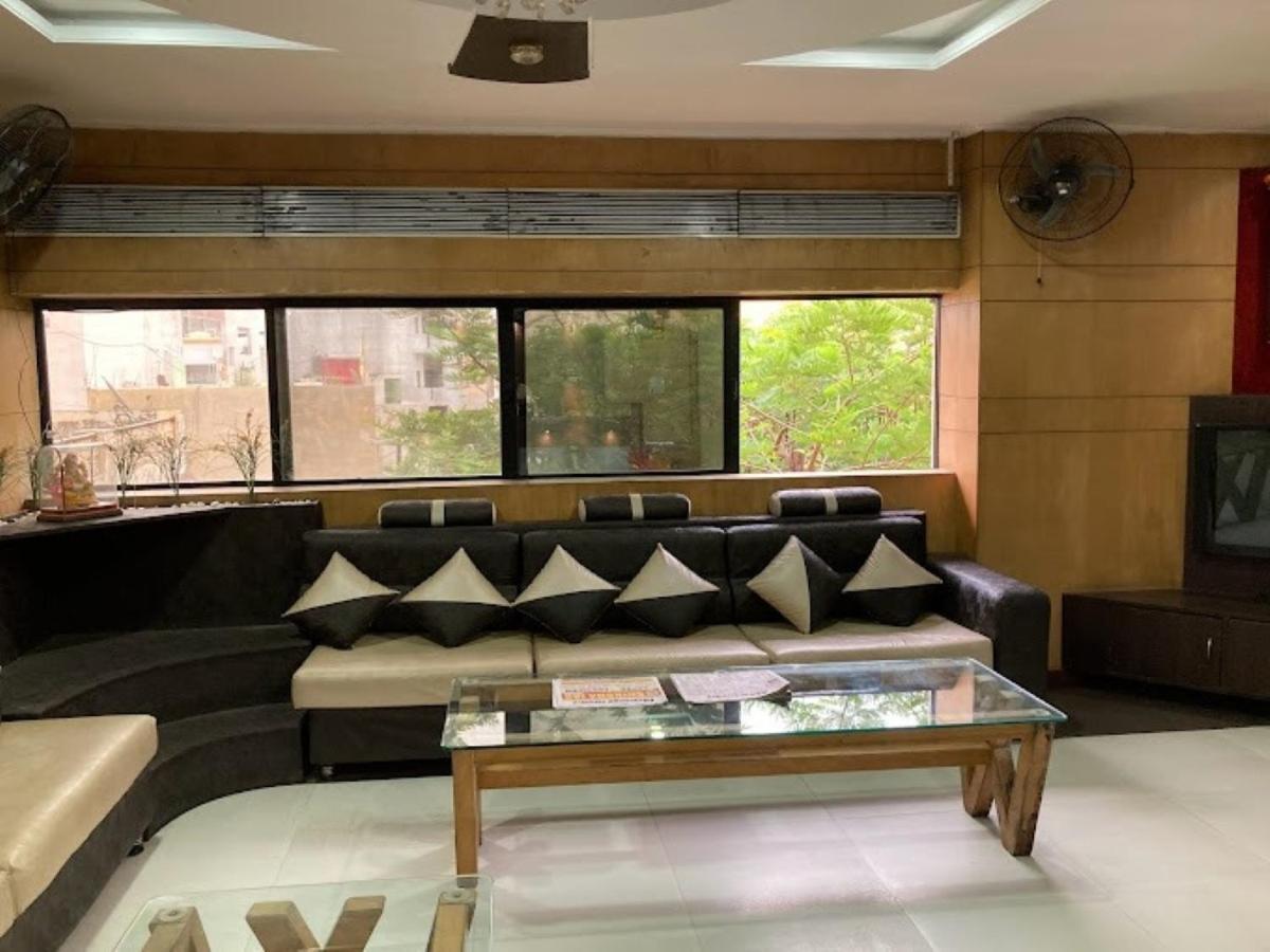 Hotel Vinayak Palace Bilaspur  Exterior photo