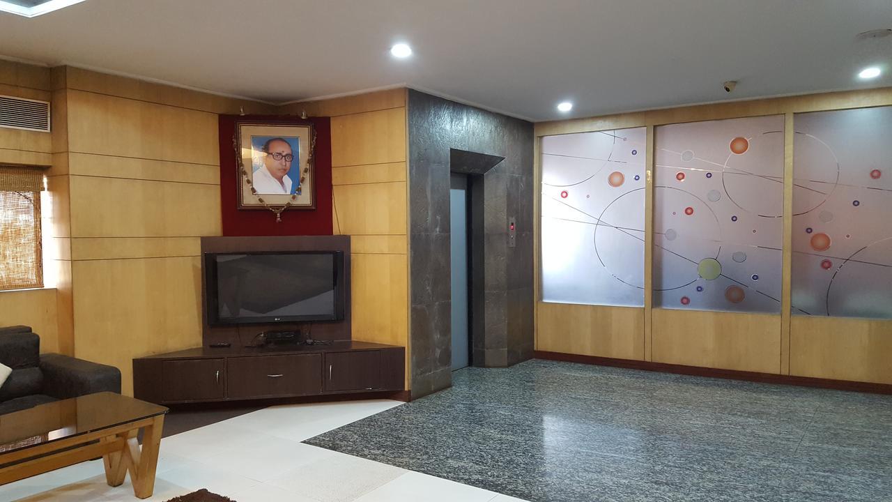Hotel Vinayak Palace Bilaspur  Exterior photo